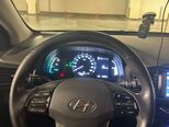 Hyundai IONIQ-7
