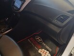 Hyundai Accent-4