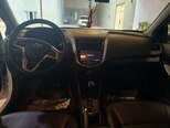 Hyundai Accent-5