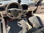 Hyundai Accent-10