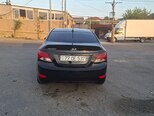 Hyundai Accent-6