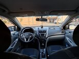 Hyundai Accent-9