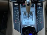 Porsche Panamera 4-13