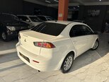 Mitsubishi Lancer-7