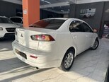 Mitsubishi Lancer-10