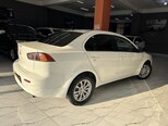 Mitsubishi Lancer-6