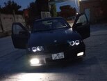 BMW 320-1