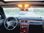 Mercedes E 240-2