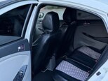 Hyundai Accent-14