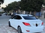 Hyundai Accent-6