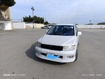 Mitsubishi Chariot-1