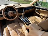 Porsche Macan GTS-17
