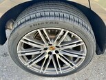 Porsche Macan GTS-16