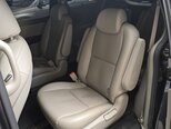Kia Carnival-10