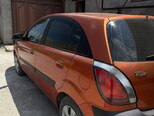 Kia Rio-5