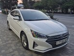 Hyundai Elantra-11