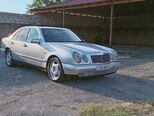Mercedes E 240-7