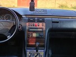 Mercedes E 240-6