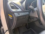 Hyundai Santa Fe-12