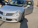 Nissan Tiida-2