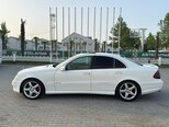 Mercedes E 200-5