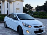 Hyundai Accent-2
