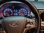 Hyundai Accent-12