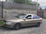Opel Vectra-9