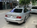 BMW 525-19