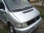 Mercedes V 230-3