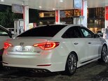 Hyundai Sonata-11