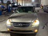 Nissan Altima-1