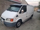 Ford Transit-3