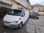 Ford Transit-9