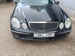 Mercedes E 270-1