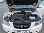 Hyundai Sonata-8