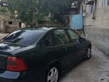 Opel Vectra-3