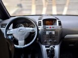 Opel Zafira-5