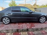 Mercedes E 270-3