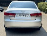 Hyundai Sonata-4