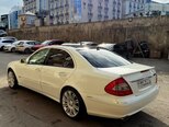 Mercedes E 280-5