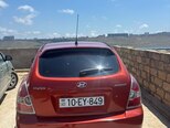 Hyundai Accent-4