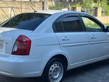 Hyundai Accent-4