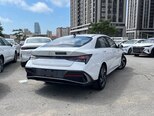 Hyundai Elantra-2
