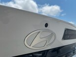 Hyundai Elantra-21