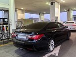 Hyundai Sonata-9