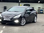 Hyundai Sonata-13
