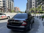 Mercedes E 300-8
