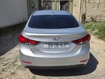 Hyundai Elantra-2