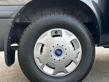 Ford Transit-7